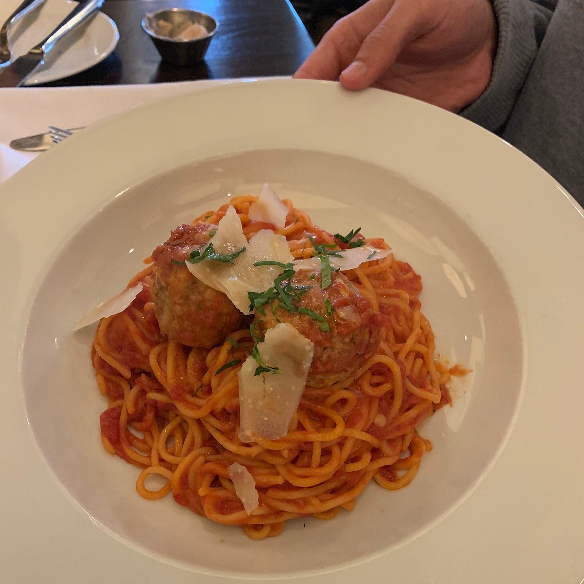 Vivace signature dishes Pappardelle
Spaghetti with Meatballs
Ricotta Gnocchi
